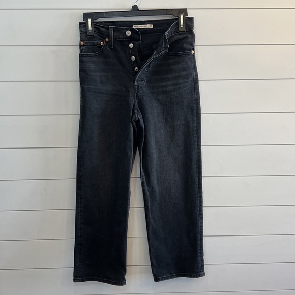 Levi's Denim - Levis Ribcage Straight Ankle jeans Womens 28 measure 28.5X26 Button Fly denim